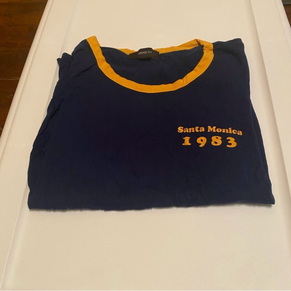 Graphic “Santa Monica 1983” Tee